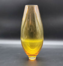 Load image into Gallery viewer, Golden Topaz Vase (#3)