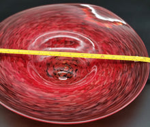 Load image into Gallery viewer, Red Sun Bonnet Inspired Platter (Large 16")