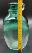 Load image into Gallery viewer, Roberta Eichenberg Vessel