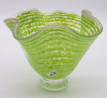 Load image into Gallery viewer, Bowl #7 (Granny Apple Green with Pink Lipwrap)
